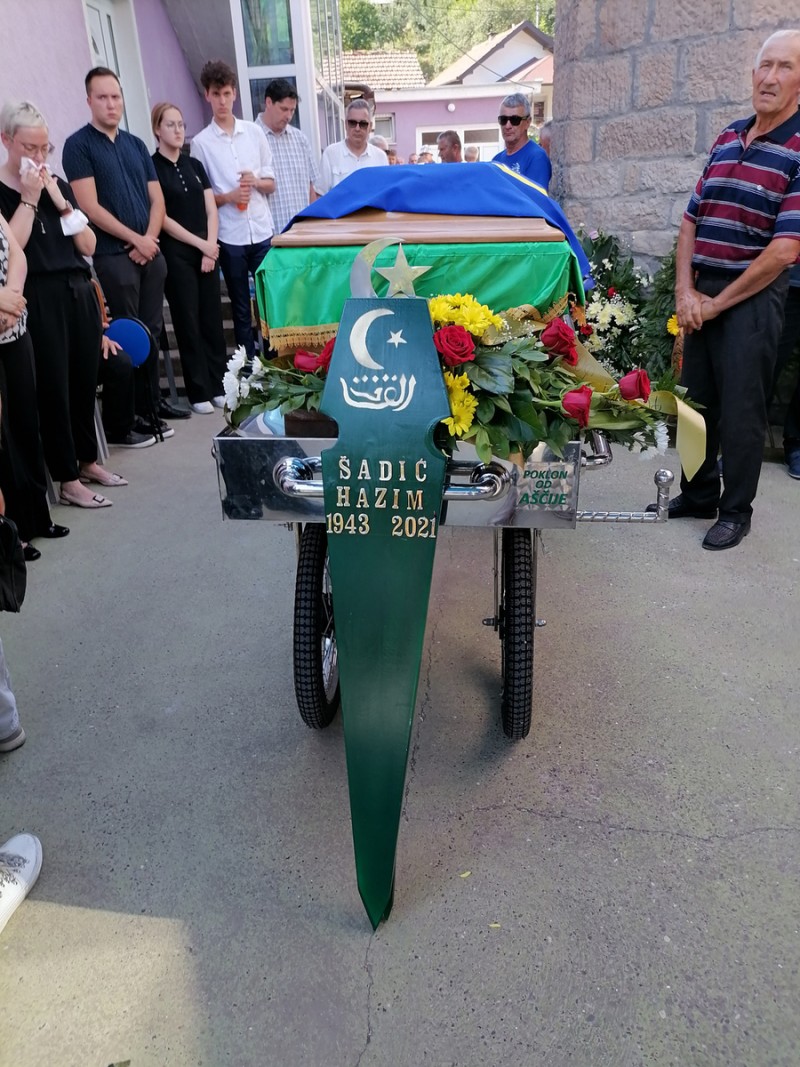 U rodnom Čeliću sahranjen general Hazim Šadić7